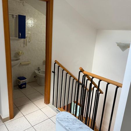 Appartamento Villa Mare Blu 1 Piano Con Terrazzo Vintimille Extérieur photo
